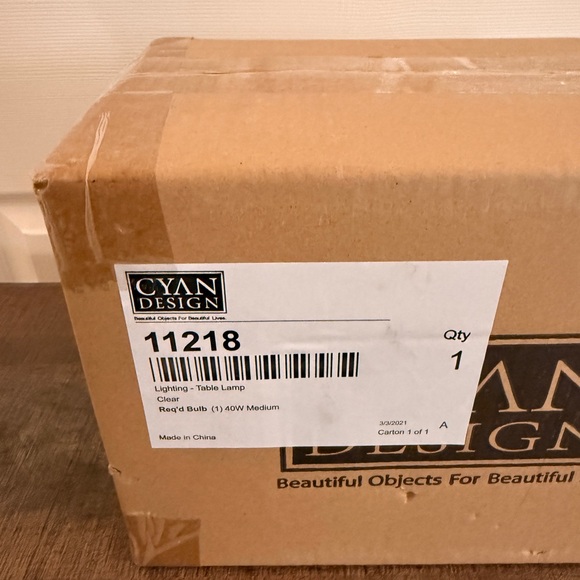 Cyan Design Translucent Inversion Crystal Cube Table Lamp 4.25" Clear - Picture 3 of 3